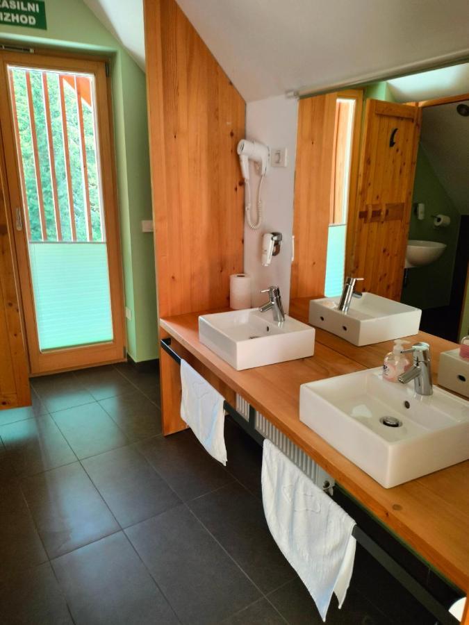 Hotel Jelka Pokljuka Goreljek Buitenkant foto